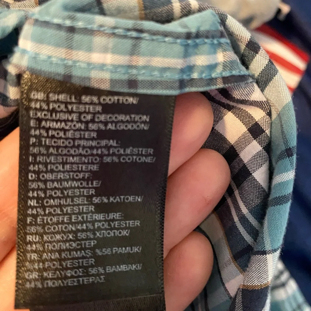 The North Face Plaid Short Sleeve Button Down Shirt (Men's Medium)Blue‎